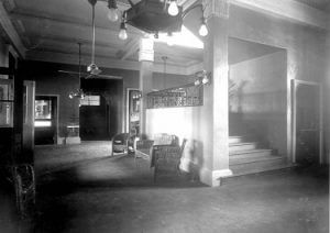 El Garces Lobby